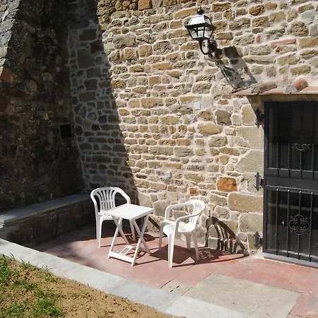 Castello Di Quarate Lejlighed